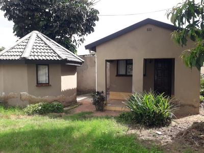 House For Sale in Ntuzuma, Ntuzuma